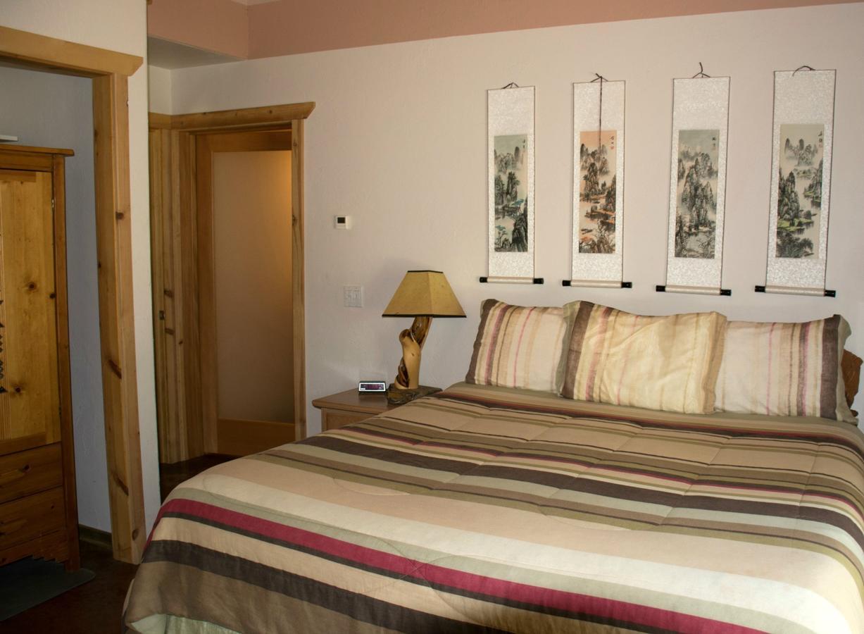 Diamondstone Guest Lodges La Pine Exterior foto