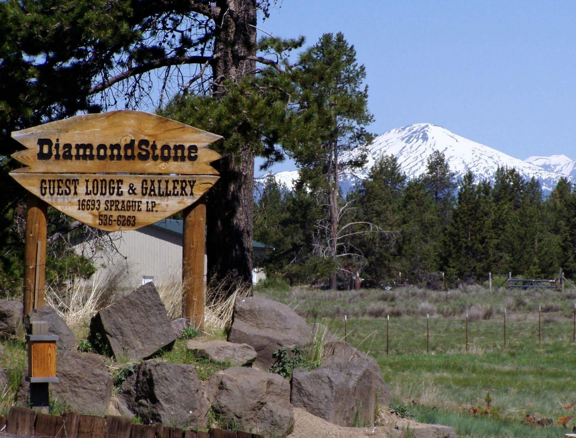 Diamondstone Guest Lodges La Pine Exterior foto